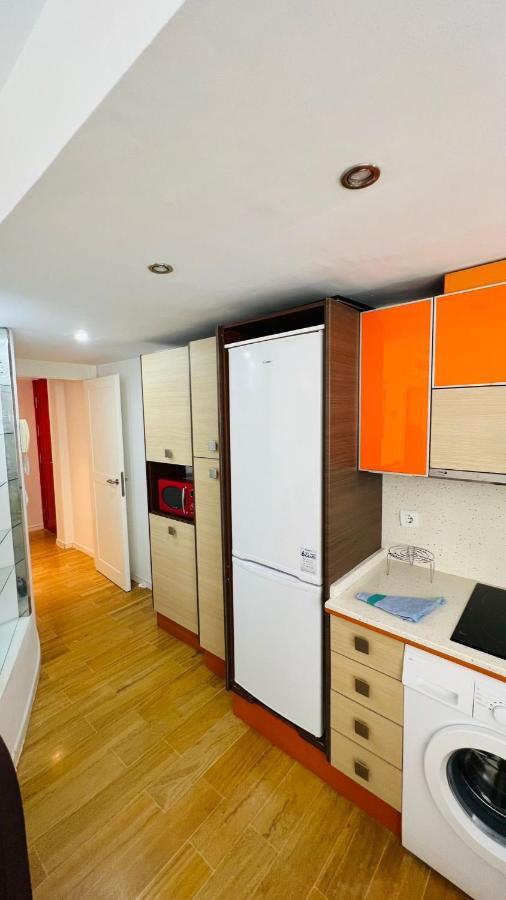 Apartamentos Bajondillo Beach Cozy Inns ตอร์เรโมลิโนส ภายนอก รูปภาพ