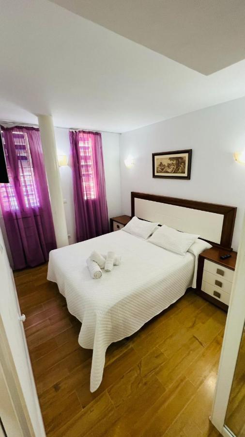 Apartamentos Bajondillo Beach Cozy Inns ตอร์เรโมลิโนส ภายนอก รูปภาพ